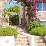 Neapoli Villa *