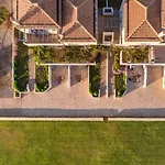Villa Neapoli